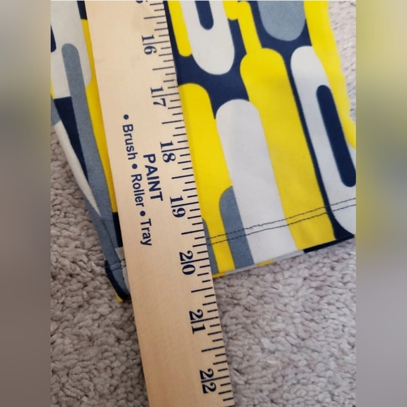 ❤ LIQUIDO YOGA CROP LEGGINGS YELLOW / NAVY / GRAY CHAIN PATTERN WOMEN'S SIZE MED - Picture 8 of 10